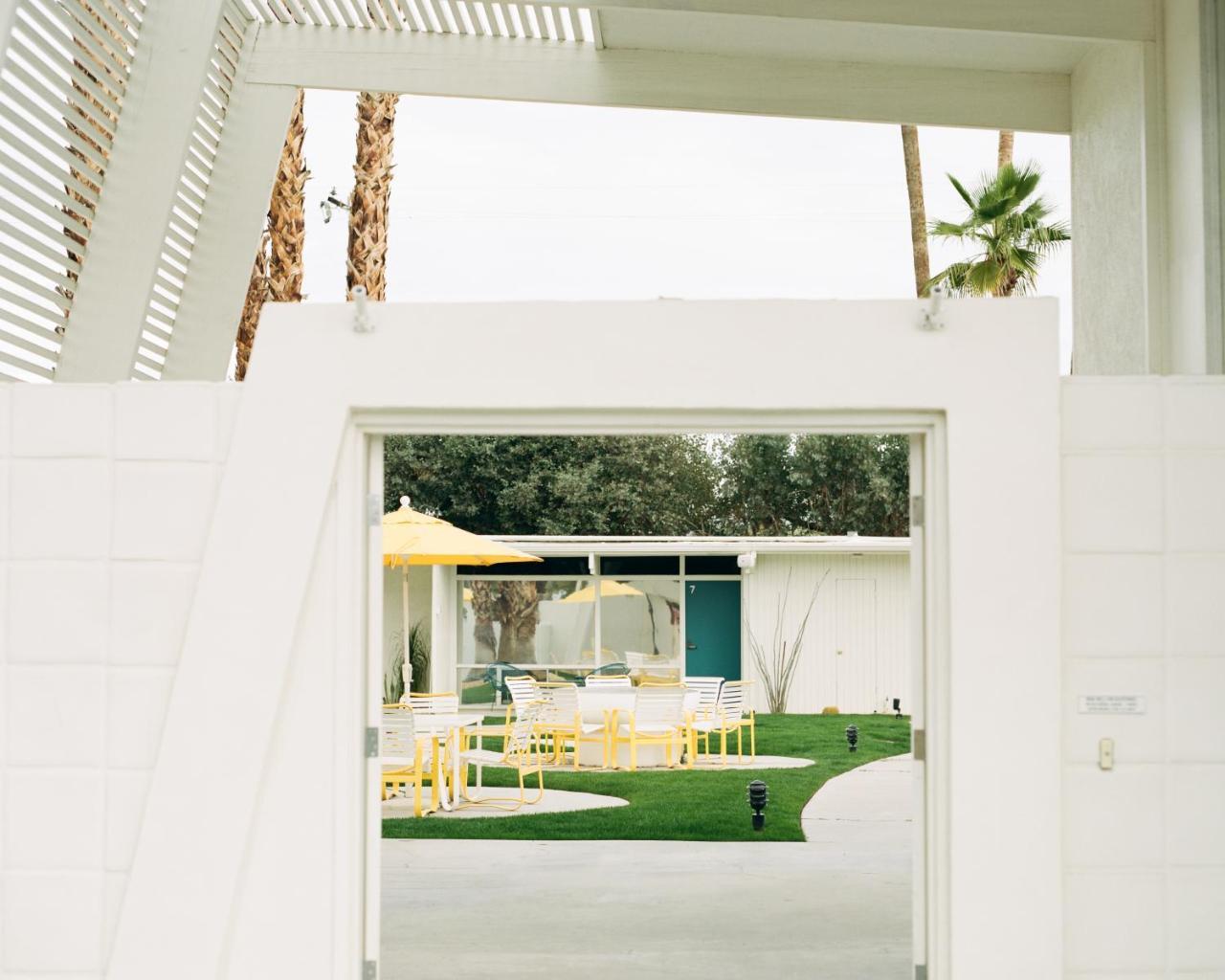 The Monkey Tree Hotel Palm Springs Buitenkant foto